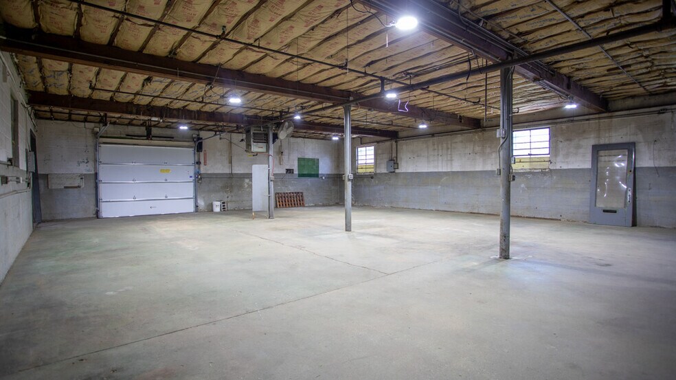 3812 Bennington Ave, Kansas City, MO à vendre - Photo de l’immeuble – Image 2 sur 46