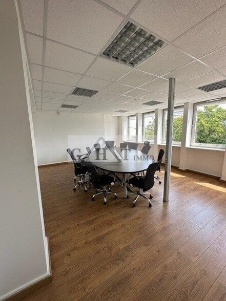 Bureau dans Montreuil à louer - Photo intérieure – Image 1 sur 12