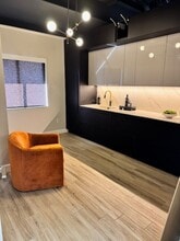 800 Harbour Dr, Naples, FL à louer Photo intérieure– Image 2 sur 4