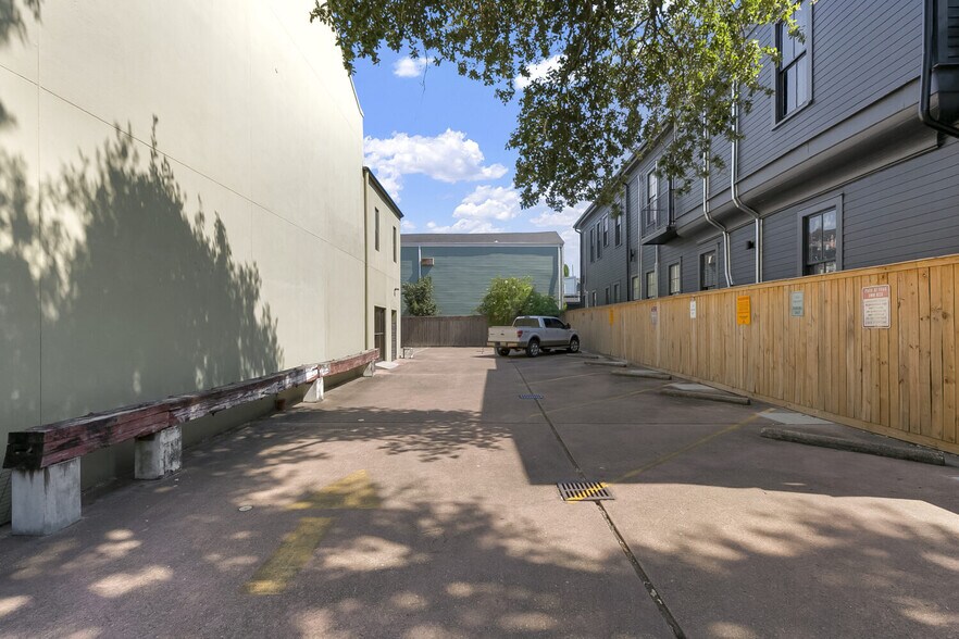 1600 Prytania St, New Orleans, LA à louer - Photo intérieure – Image 3 sur 12