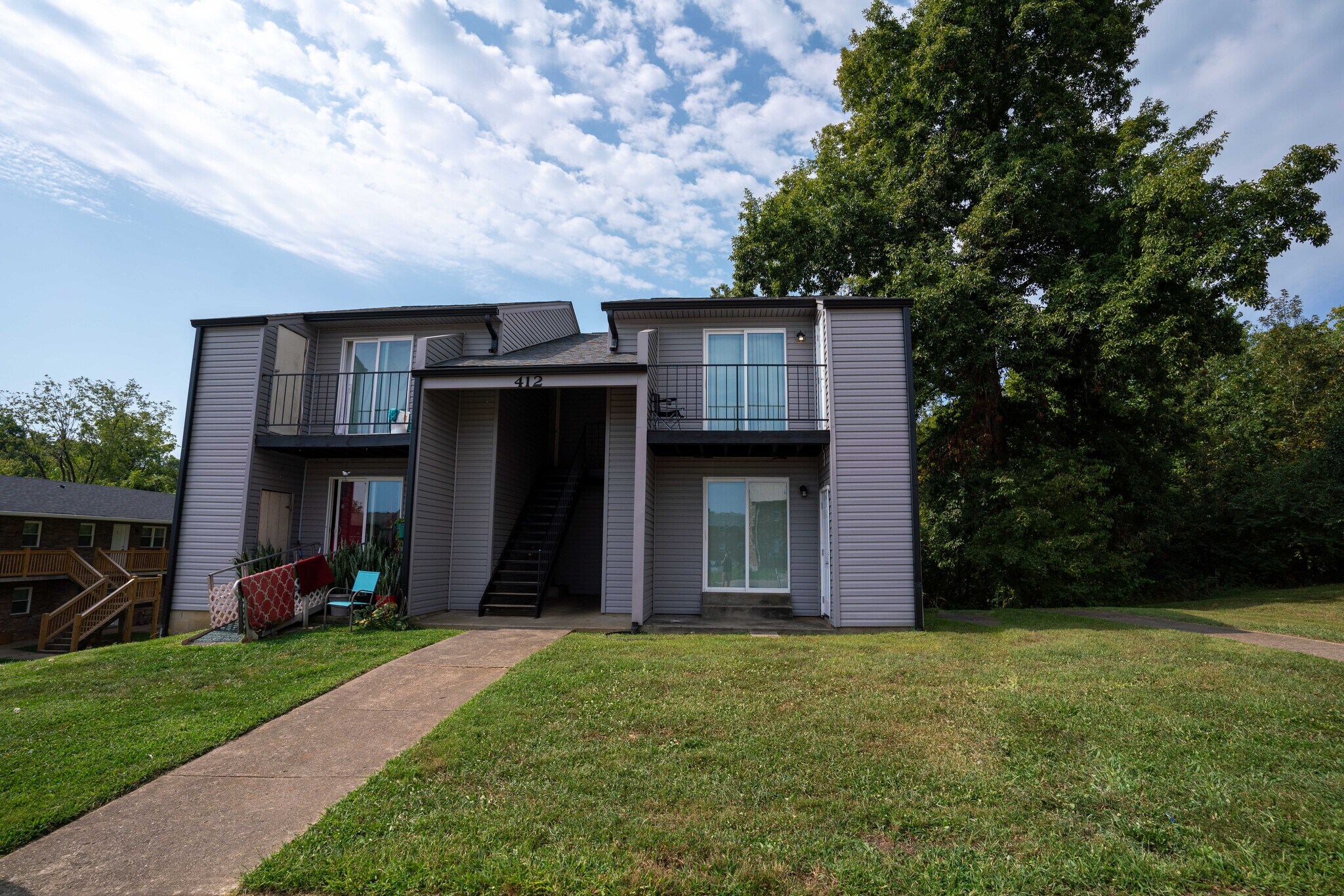 412 Woodcreek Dr, Radcliff, KY à vendre Photo principale– Image 1 sur 35