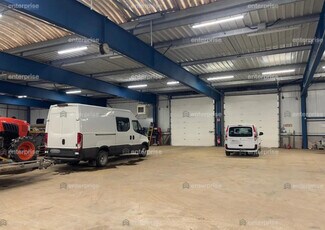 Plus de détails pour Local d'activités à louer