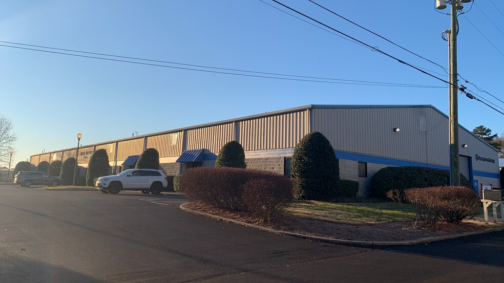 4123-4139 Appalachian Way, Knoxville, TN à louer - Photo de l’immeuble – Image 2 sur 14