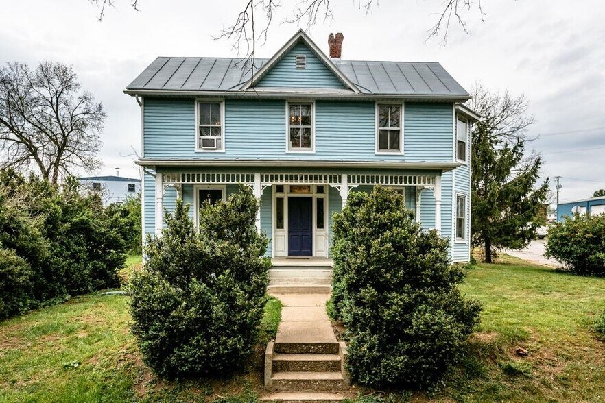 133 W Springbrook Rd, Broadway, VA à vendre - Photo principale – Image 1 sur 32