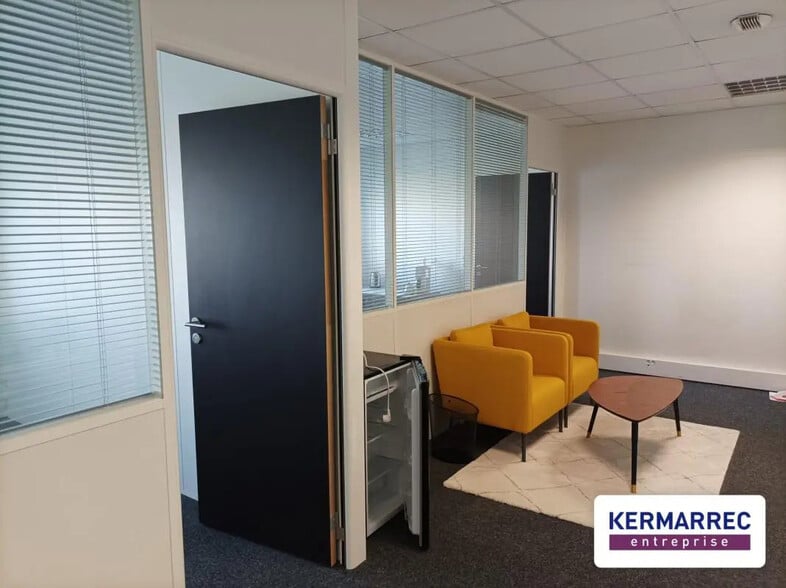 Bureau dans Nantes à louer - Photo de l’immeuble – Image 2 sur 8