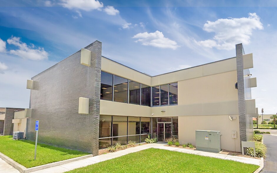 985 Pasadena Ave S, South Pasadena, FL à vendre - Photo de l’immeuble – Image 1 sur 6