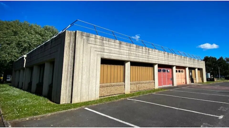 Bureau dans Caen à louer - Photo de l’immeuble – Image 2 sur 12
