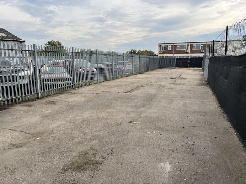 Askew Farm Ln, Grays à louer - Photo de l’immeuble – Image 3 sur 3