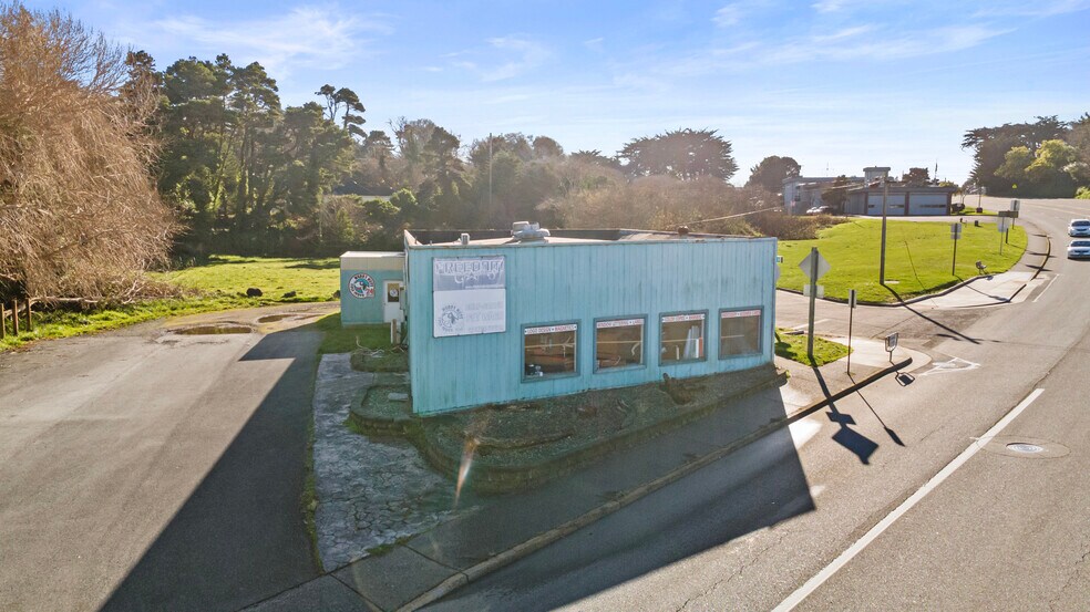 240 Hwy 101, Bandon, OR à vendre - Photo de l’immeuble – Image 2 sur 37