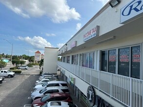 5580 W 16th Ave, Hialeah, FL à louer Photo de l’immeuble– Image 2 sur 7