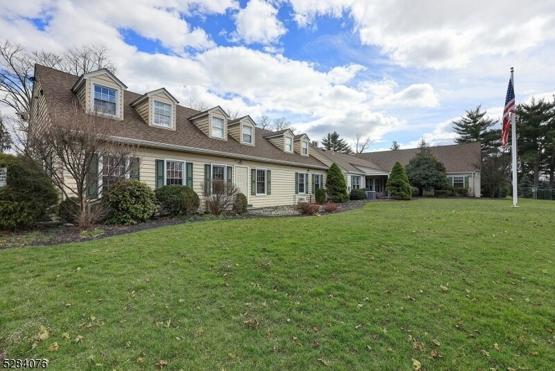 330 South St, Morristown, NJ à louer - Photo de l’immeuble – Image 1 sur 11