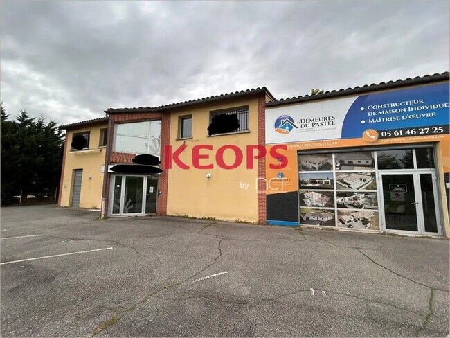 Plus de détails pour Local commercial à louer
