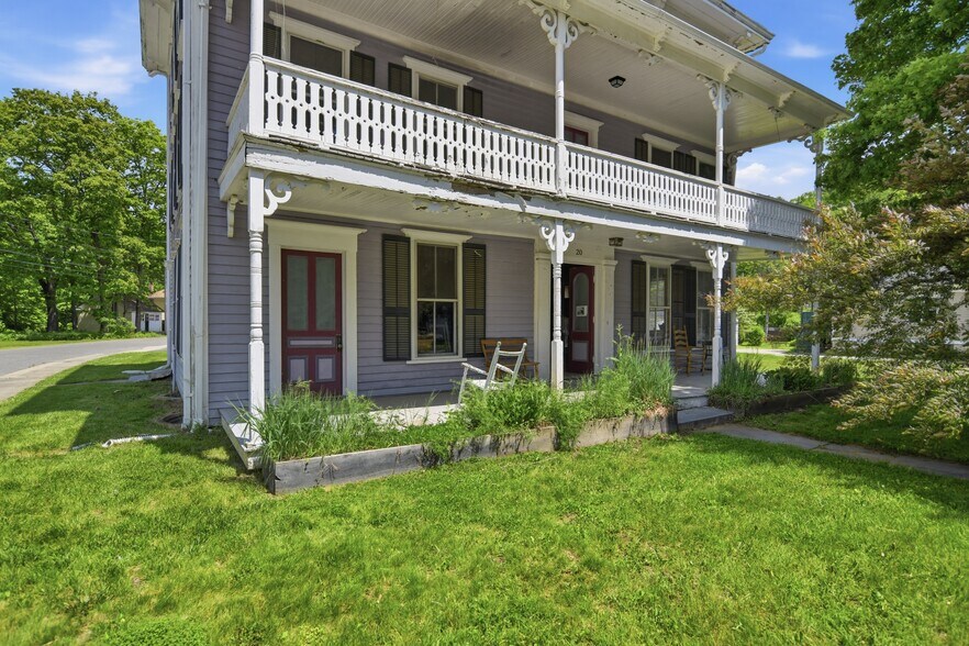 20 Main St, Chester, MA à louer - Photo de l’immeuble – Image 3 sur 8