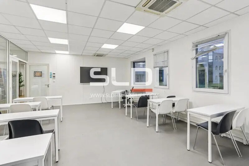 213 Rue De Gerland, Lyon à louer - Photo intérieure – Image 3 sur 12