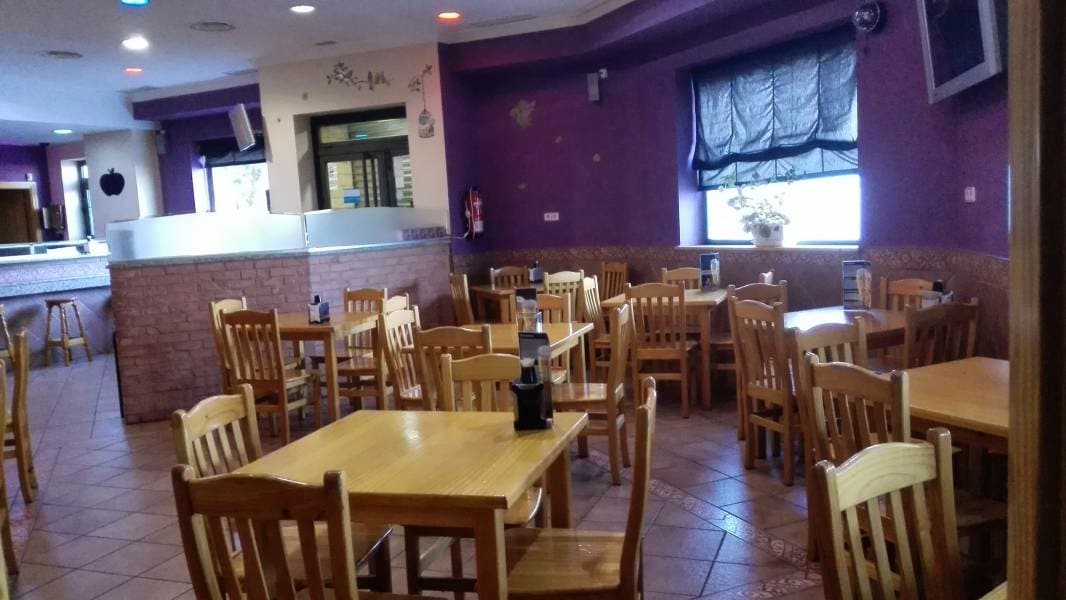 Local commercial dans Móstoles, Madrid à louer Photo intérieure– Image 1 sur 15