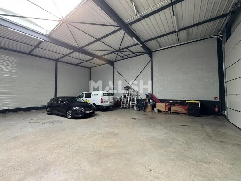 Bureau dans Sorbiers à louer - Photo de l’immeuble – Image 3 sur 3