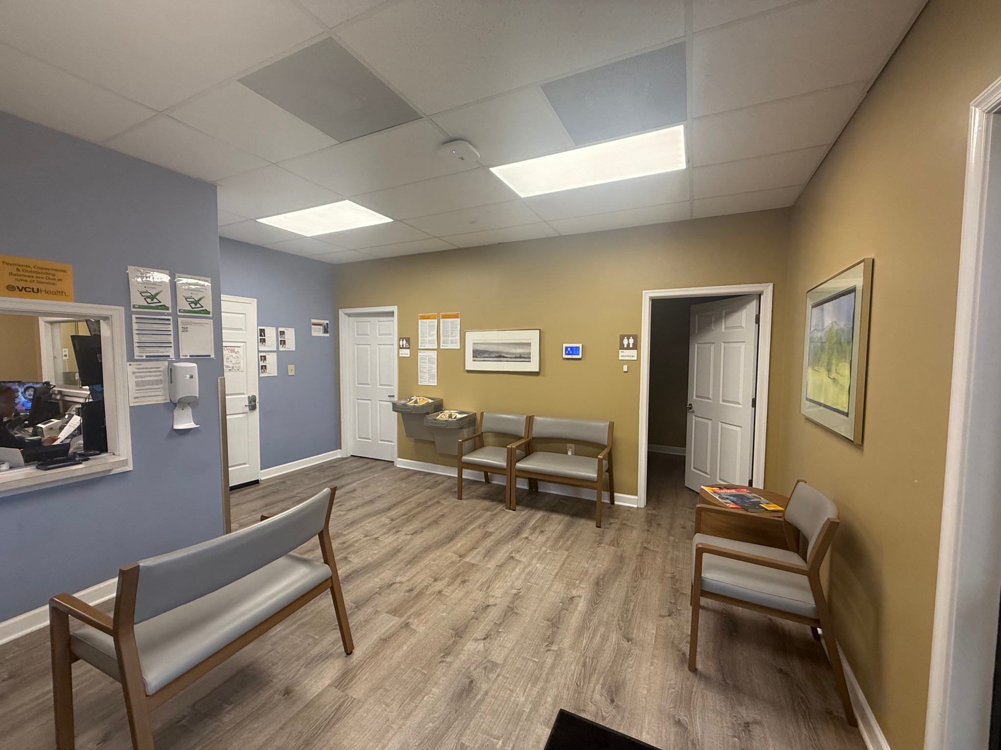 321 Park Hill Dr, Fredericksburg, VA à vendre Photo intérieure– Image 1 sur 11