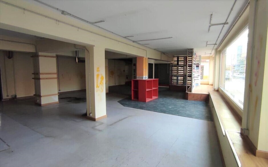 Calle Sancho Ordóñez, León, León à vendre - Photo de l’immeuble – Image 2 sur 11