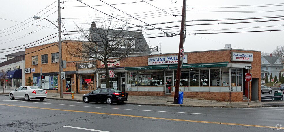 371-377 Mamaroneck Ave, White Plains, NY à louer - Photo principale – Image 1 sur 6