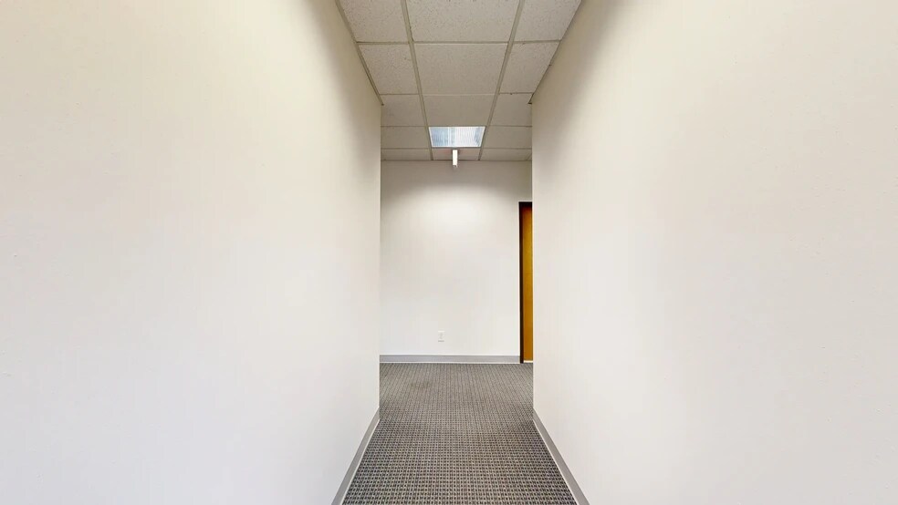 1205 W Carrier Pky, Grand Prairie, TX à louer - Numérisation 3D Matterport – Image 2 sur 25