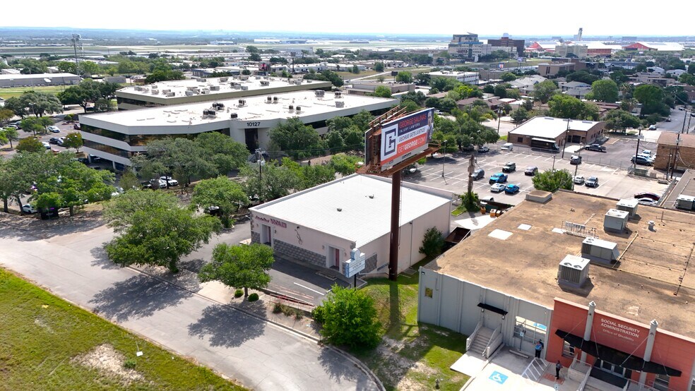 10288 San Pedro Ave, San Antonio, TX à vendre - Photo de l’immeuble – Image 2 sur 9