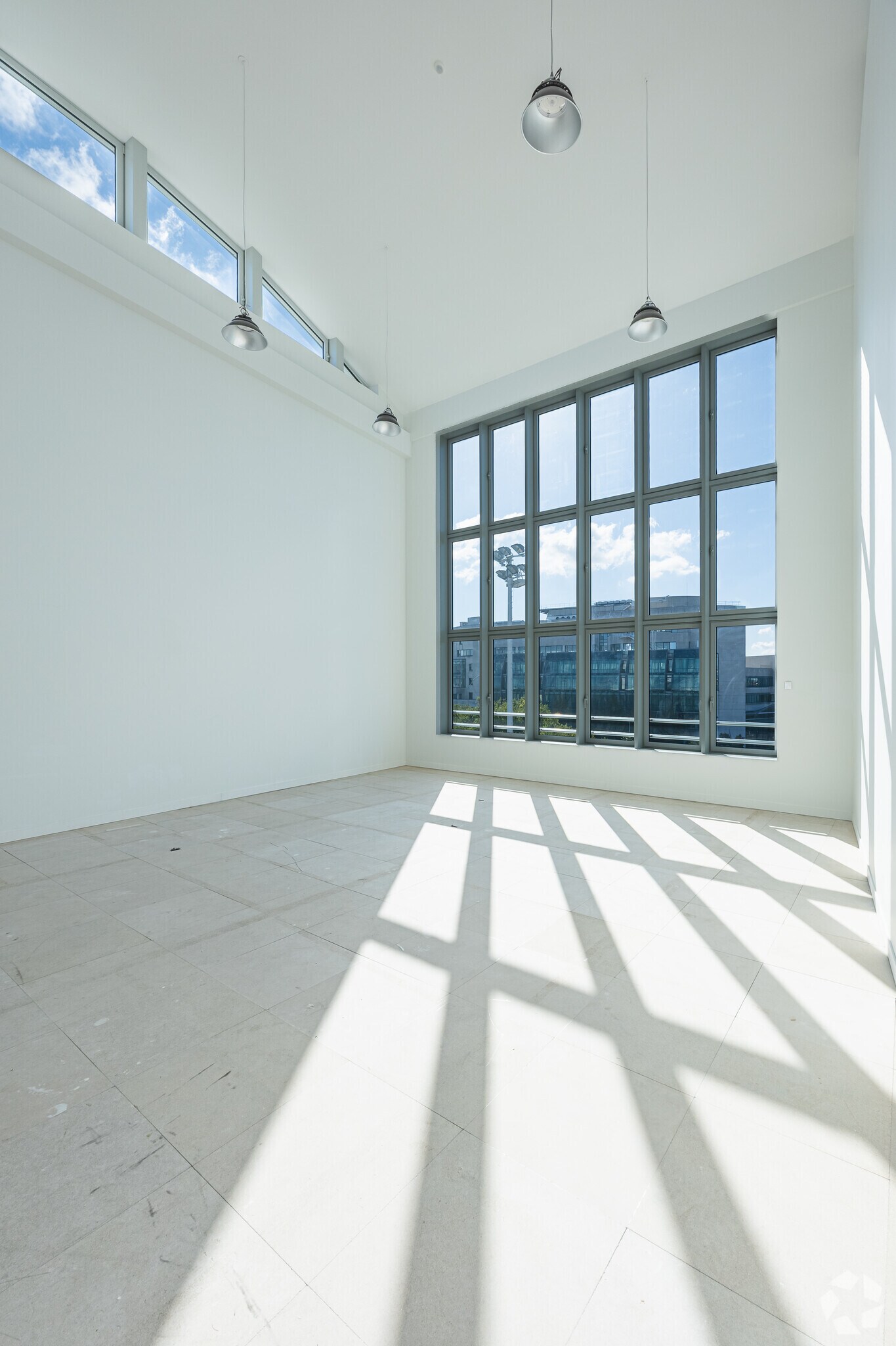 9-35 Avenue Pierre De Coubertin, Paris à louer Photo de l’immeuble– Image 1 sur 4