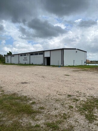 Plus de détails pour 4411 County Road 418, Rosharon, TX - Local d'activités à louer