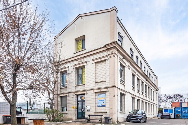 Plus de détails pour 72-90 Boulevard Anatole France, Saint-Denis - Bureau à louer