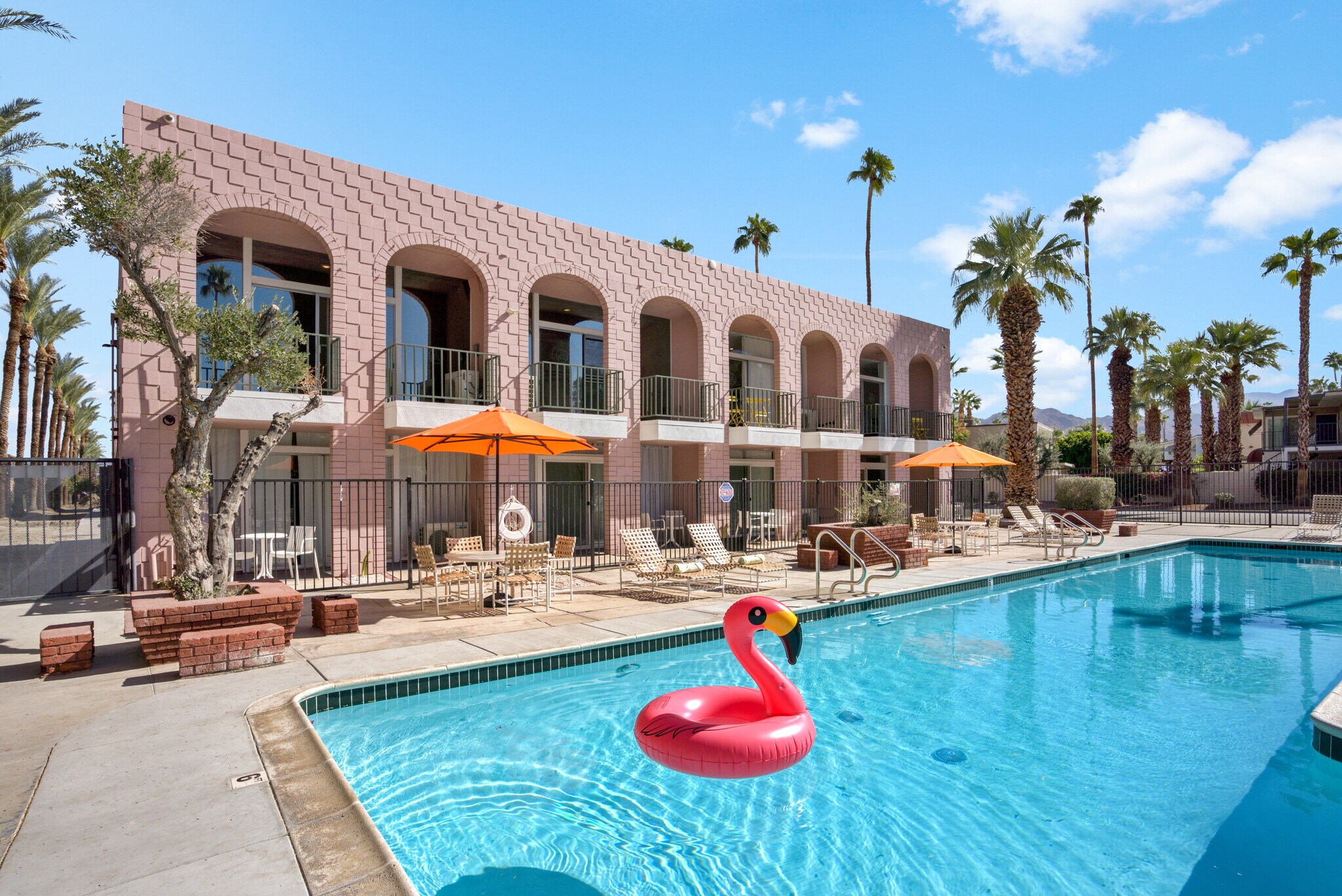 74380 El Camino, Palm Desert, CA à vendre Photo de l’immeuble– Image 1 sur 38