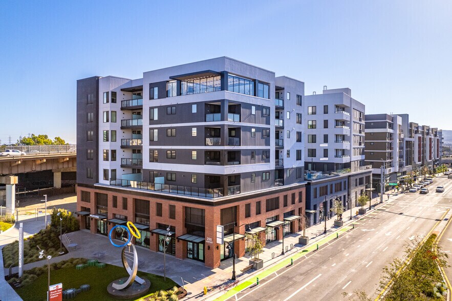 150 Airport Blvd, South San Francisco, CA à louer - Photo de l’immeuble – Image 2 sur 5