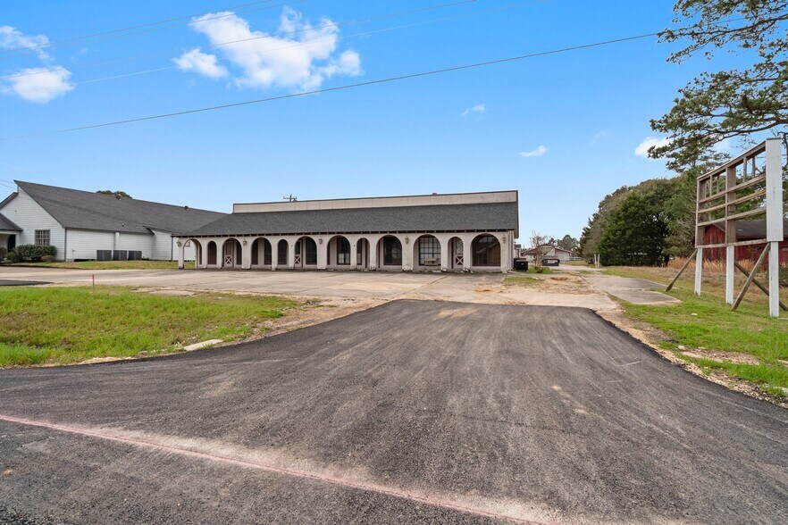 6738 US Highway 190 E, Livingston, TX à vendre - Photo de l’immeuble – Image 3 sur 51