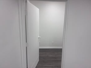 3360 Flair Dr, El Monte, CA à louer Photo intérieure– Image 2 sur 8