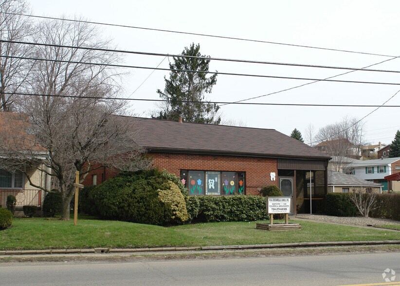 1705 Pittsburgh St, Cheswick, PA à vendre - Photo de l’immeuble – Image 2 sur 15