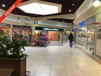 Plus de détails pour Local commercial à louer