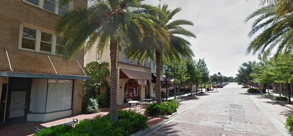 15-17 E Magnolia Ave, Eustis, FL à louer - Photo de l’immeuble – Image 3 sur 29