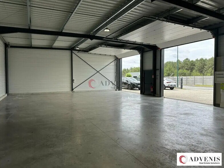 Local d'activités dans Belin-Béliet à vendre - Photo de l’immeuble – Image 3 sur 7