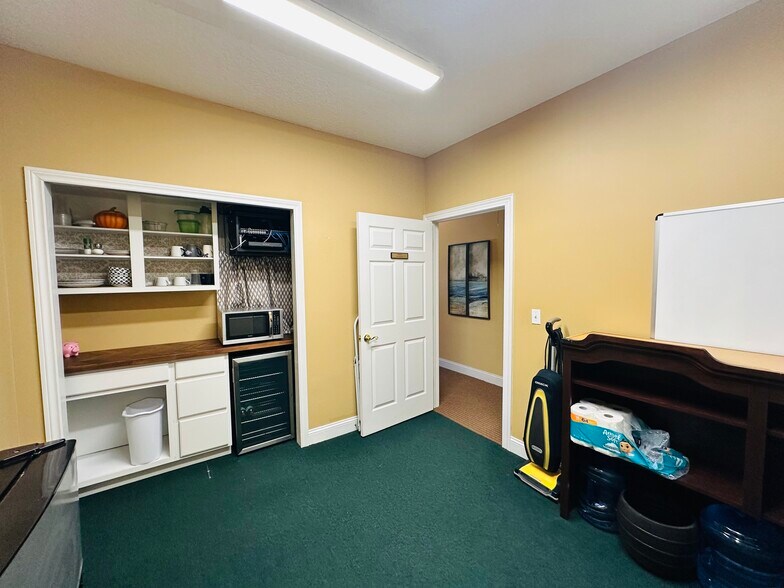 12443 San Jose Blvd, Jacksonville, FL à louer - Photo de l’immeuble – Image 2 sur 11