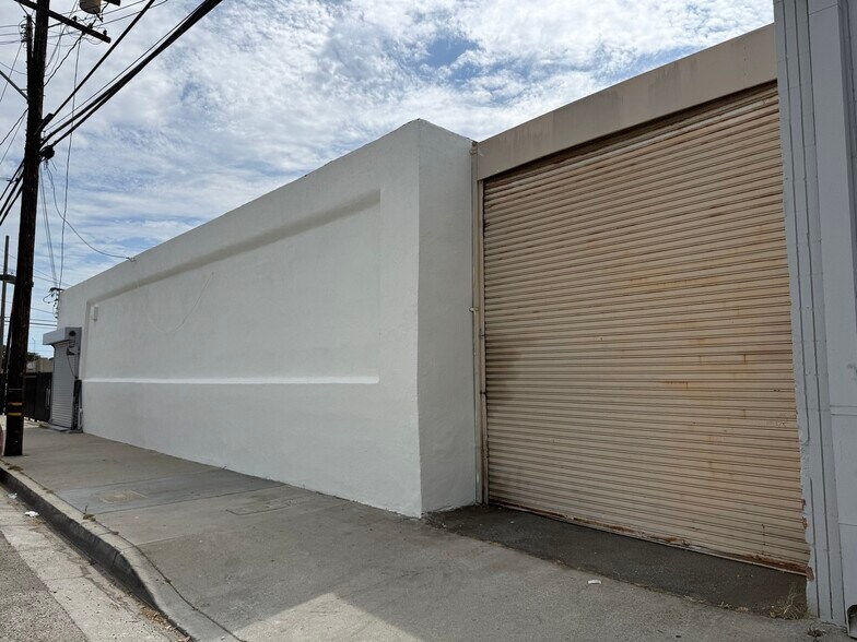 3013 Potrero Ave, El Monte, CA à louer - Photo de l’immeuble – Image 2 sur 12