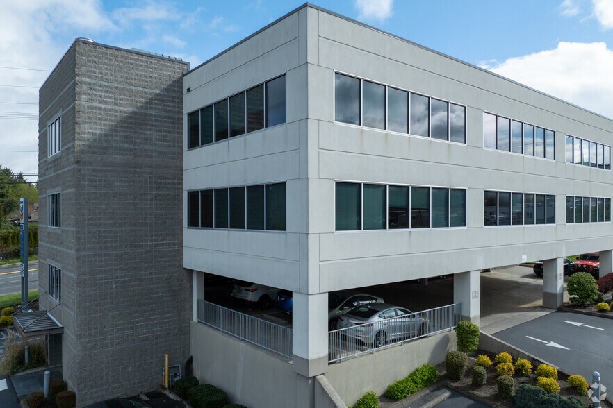 2122 164th St SW, Lynnwood, WA à louer - Photo de l’immeuble – Image 3 sur 6