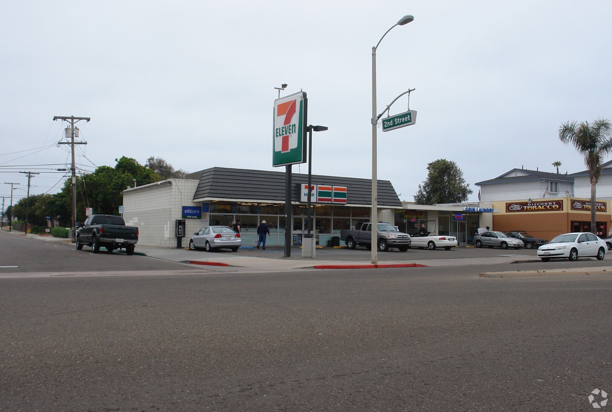 187-191 Palm Ave, Imperial Beach, CA à louer Photo principale– Image 1 sur 3