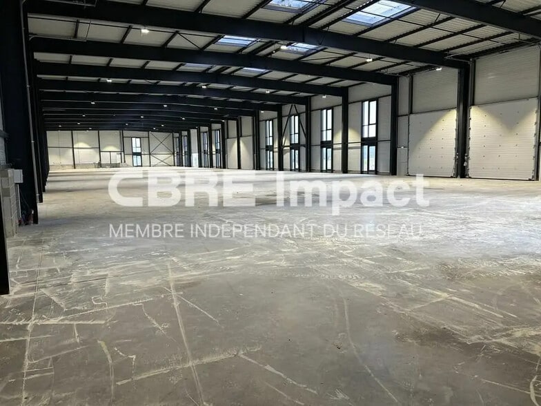 Local d’activités dans Verzenay à louer - Photo de l’immeuble – Image 2 sur 6