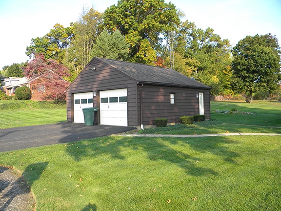 1305 Whipple Ave NW, Canton, OH à louer - Photo de l’immeuble – Image 2 sur 20