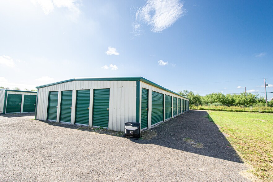 7103 W Mile 7 Rd, Mission, TX à louer - Photo de l’immeuble – Image 2 sur 12