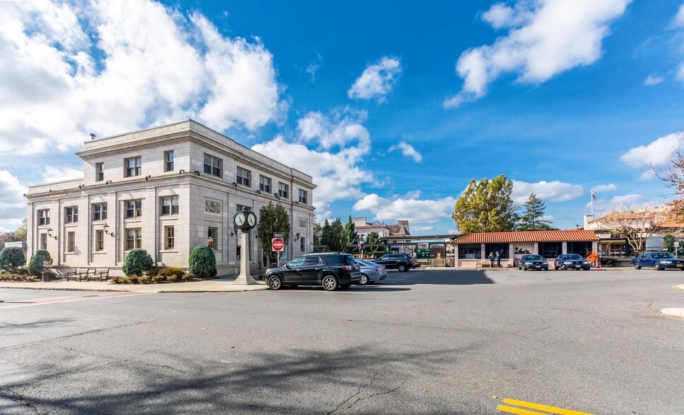 3-7 Pondfield Rd, Bronxville, NY à louer - Photo de l’immeuble – Image 3 sur 19