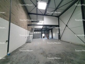 Plus de détails pour Bureau, Industriel/Logistique à louer