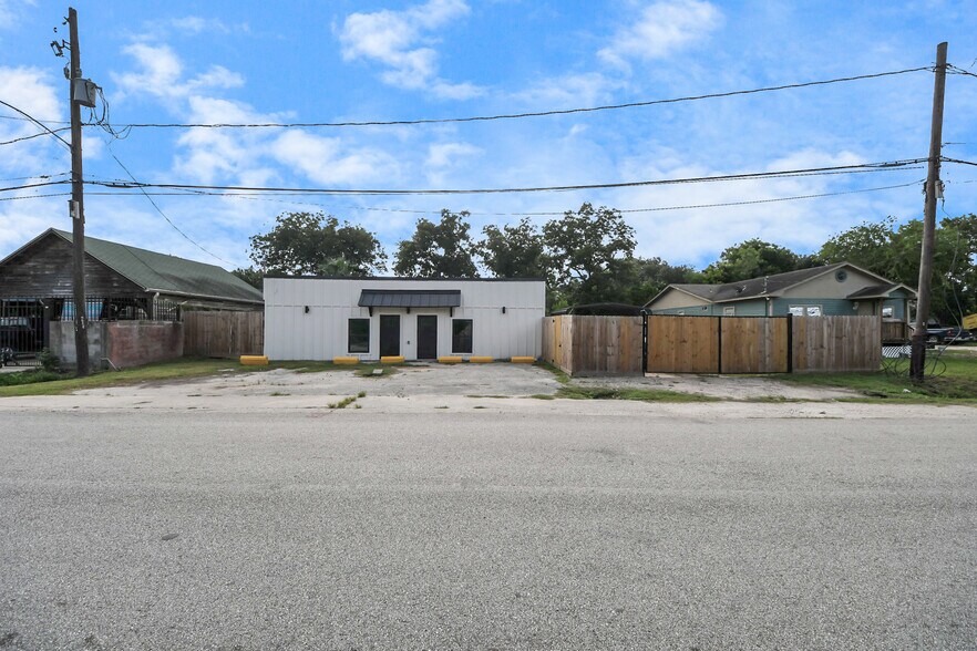 7208 Helmers St, Houston, TX à vendre - Photo de l’immeuble – Image 3 sur 33