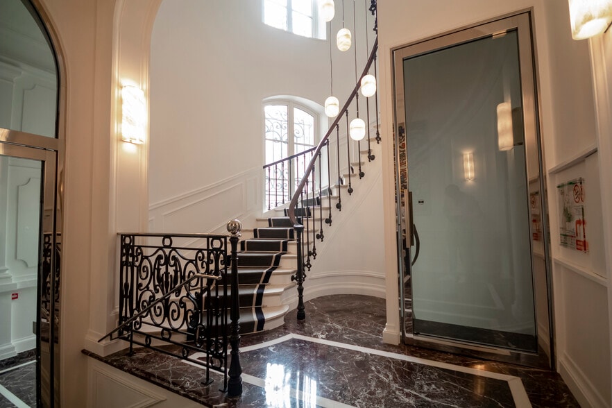 63 Avenue D'Iena, Paris à louer - Hall d’entrée – Image 3 sur 7