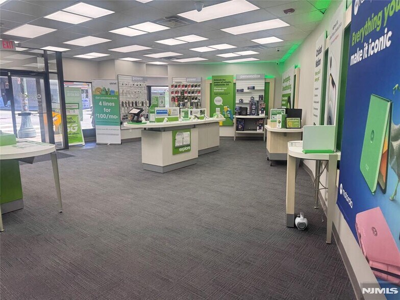 242-244 Main St, Paterson, NJ à vendre - Photo de l’immeuble – Image 3 sur 12