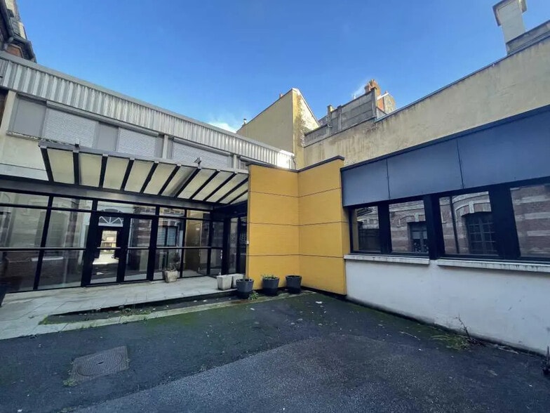 Bureau dans Rouen à vendre - Photo de l’immeuble – Image 2 sur 16