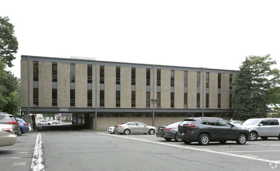 1435 Morris Ave, Union, NJ à louer - Photo de l’immeuble – Image 2 sur 2
